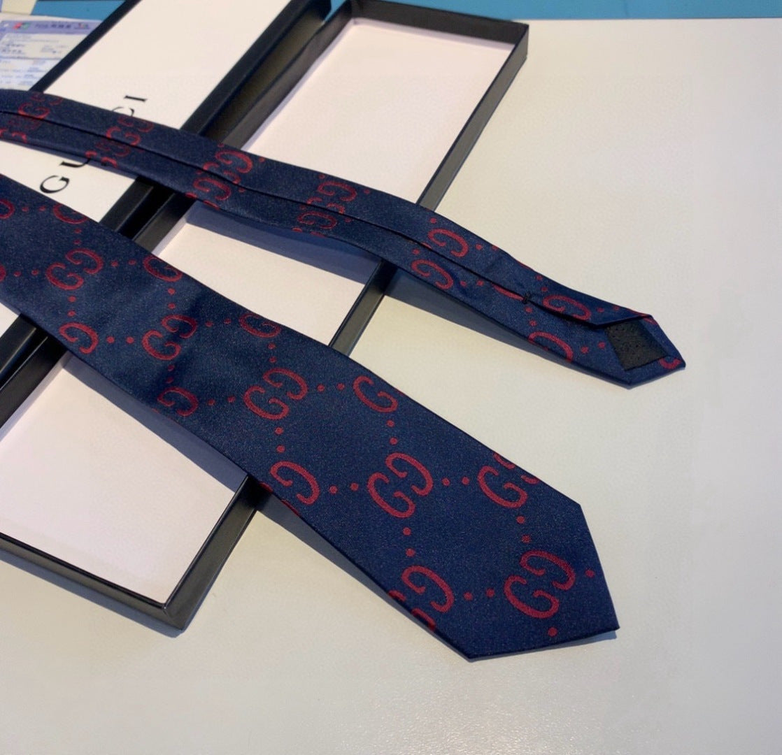 Gucci Style Men's Oversized GG Silk Tie