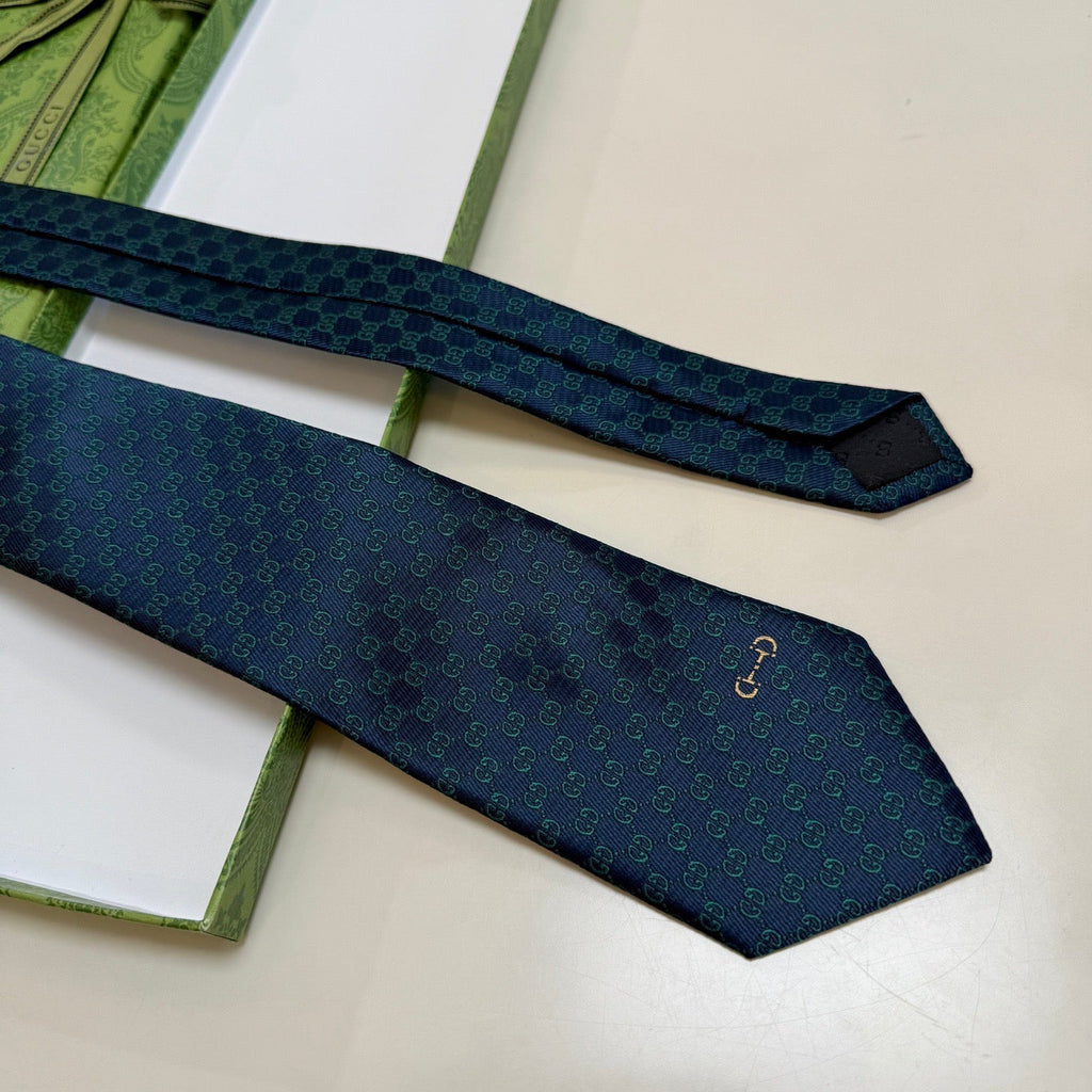 Gucci Style Men's Tonal GG Jacquard Silk Tie