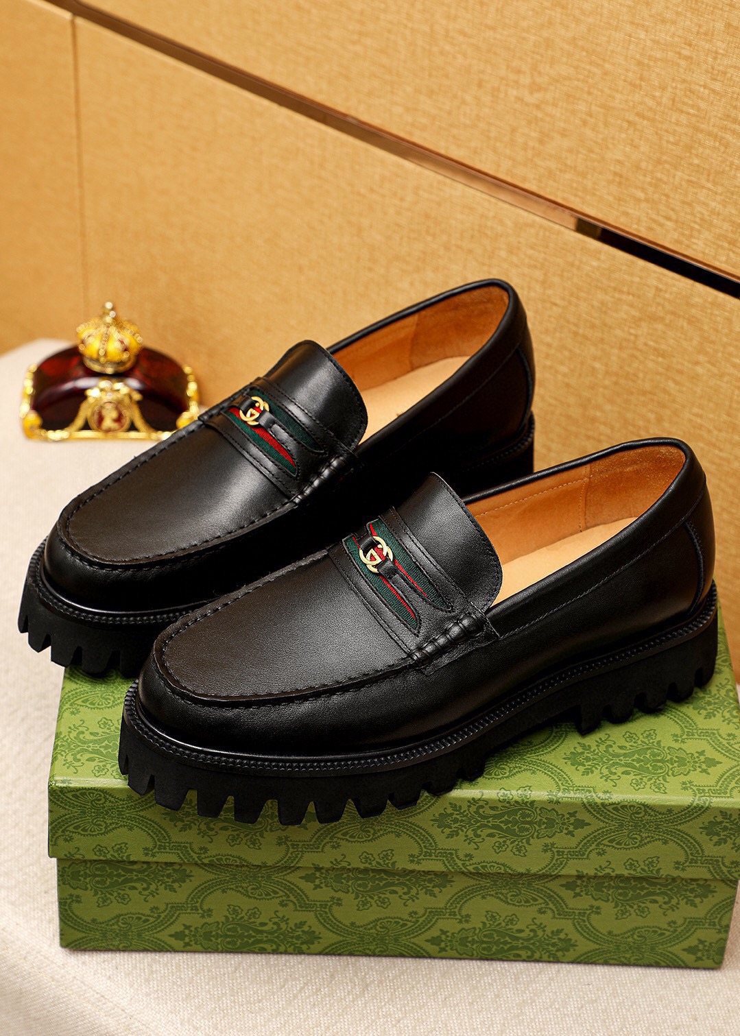 GUCCI Black Web-Accent Loafers