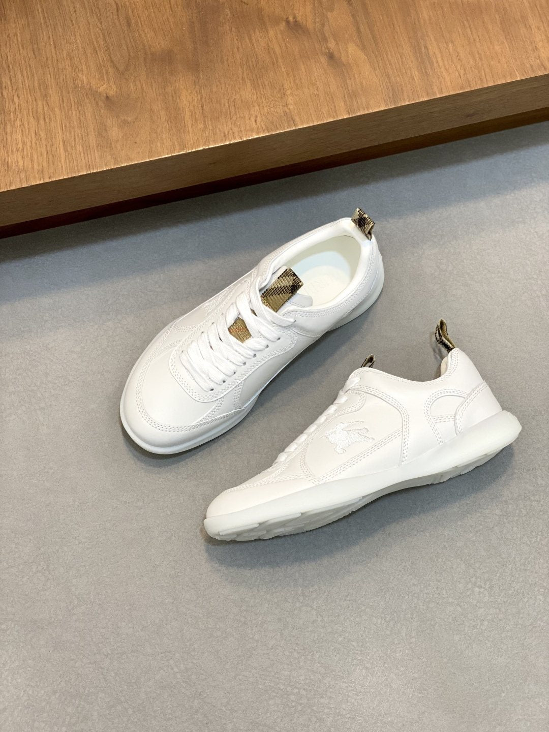 Burberry Check-Accent Low-Top Sneakers